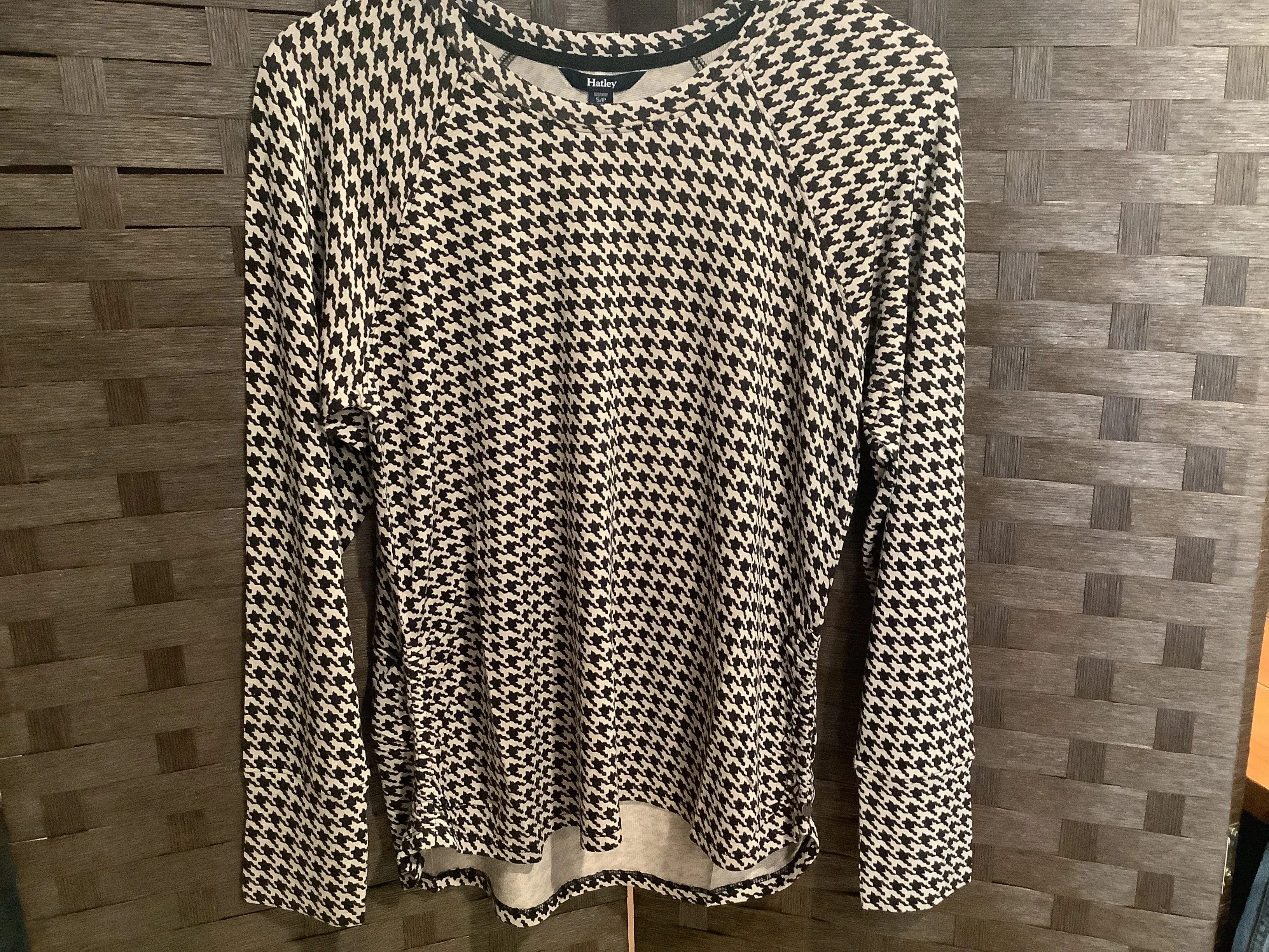 Black and White Houndstooth Pullover by Hatley Chantel