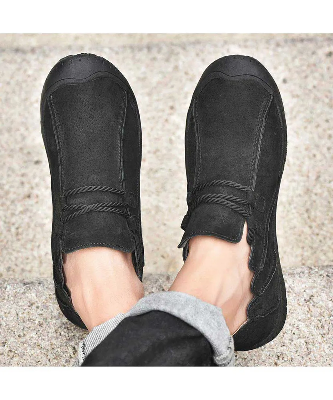 Black Casual Sneaker with Joined Sewn Style