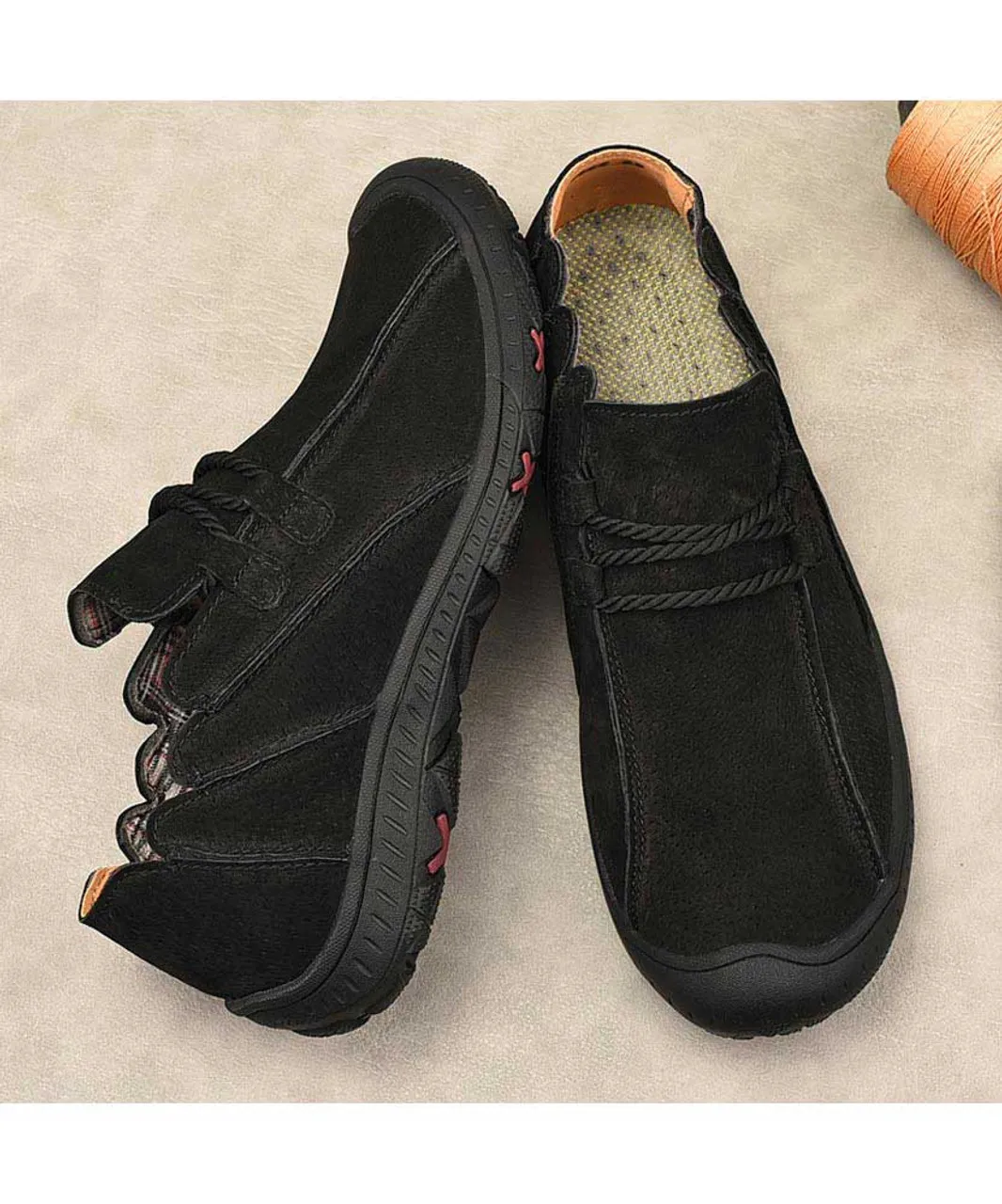 Black Casual Sneaker with Joined Sewn Style