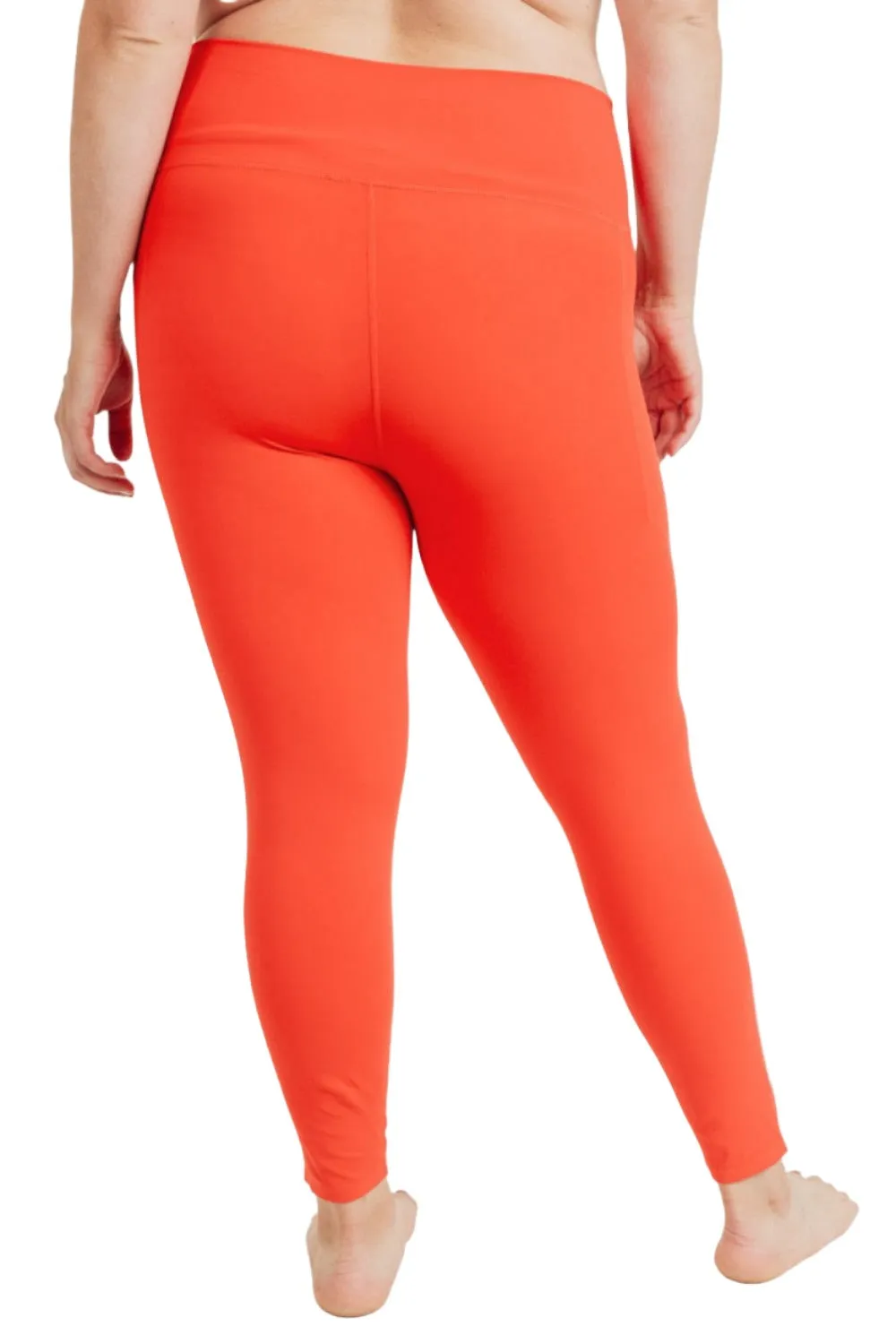 Essential High Waisted Leggings with Laser Cut Design in Plus Size - Mono B