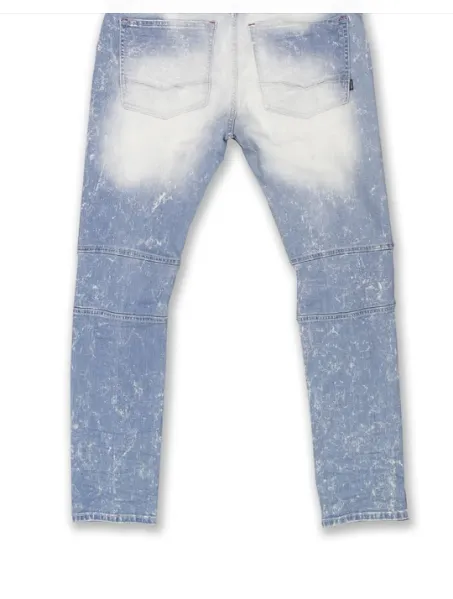 M1768B Light Wash Jeans