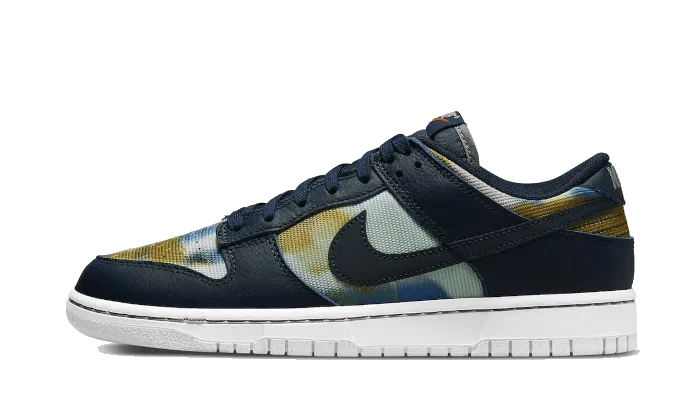 Nike Dunk Low Graffiti Navy can be rewritten as Nike Dunk Low Navy Graffiti.