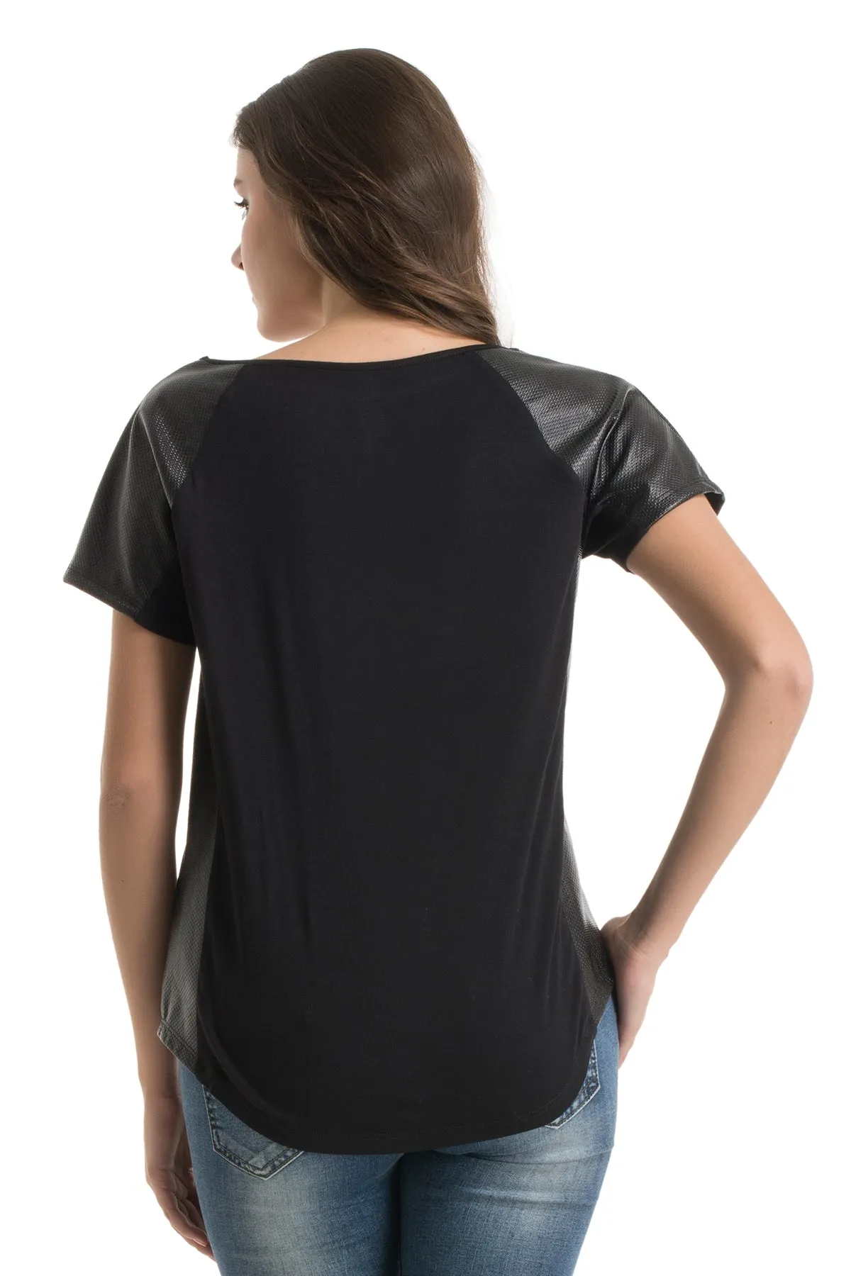 Pernia Raglan Sleeve T-shirt