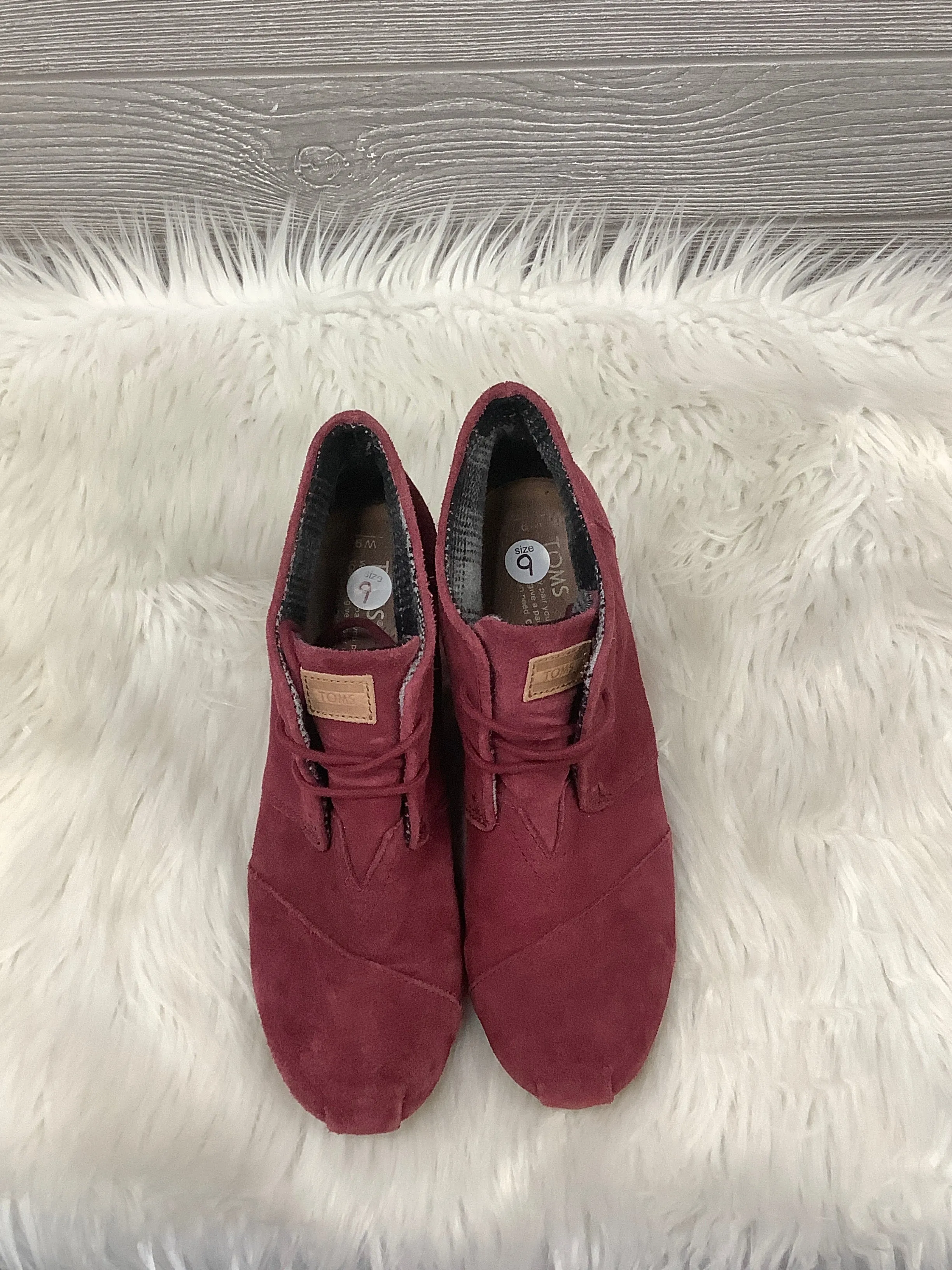 Toms Rose Gold Ankle Flats Boots Size 9