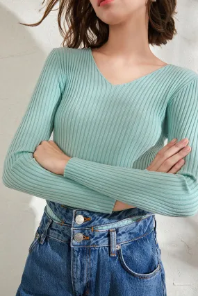 Women's V-Neck Knit Sweater Pullover - Solid Color